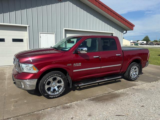 2014 RAM 1500 Laramie Crew Cab 4WD