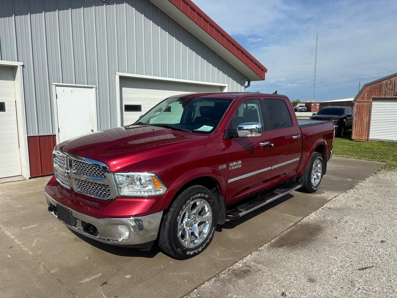 RAM 1500 Laramie Crew Cab SWB 4WD 2014