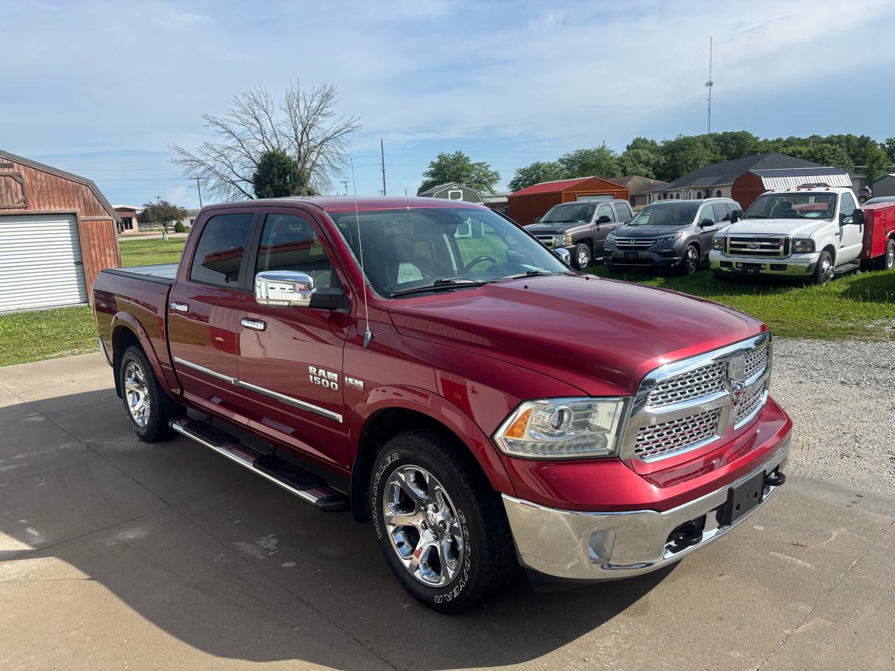 RAM 1500 Laramie Crew Cab SWB 4WD 2014