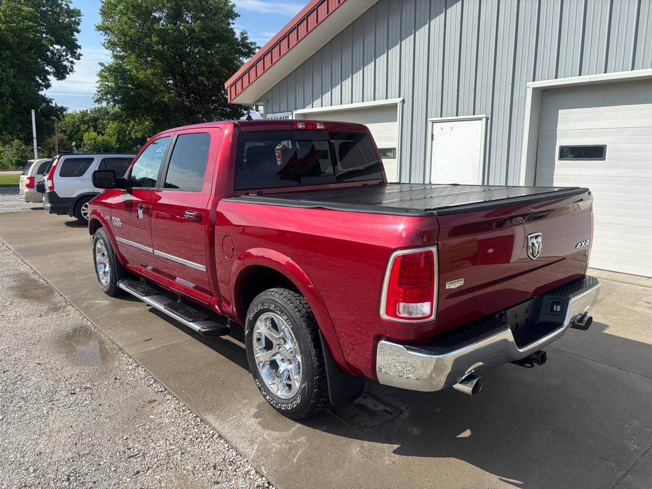 RAM 1500 Laramie Crew Cab SWB 4WD 2014