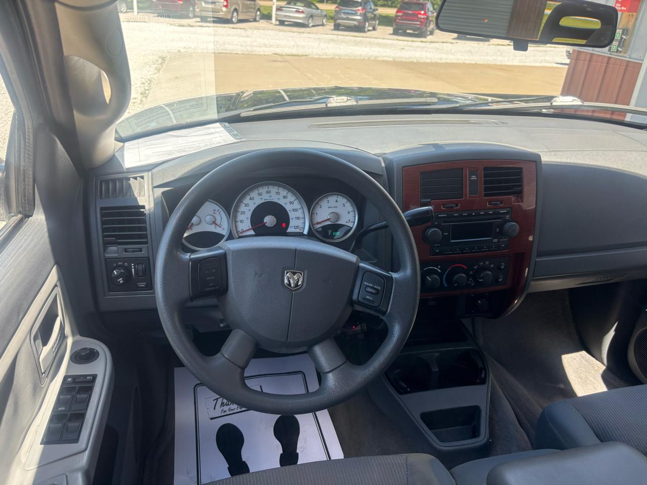 Dodge Dakota SLT Quad Cab 4WD 2005