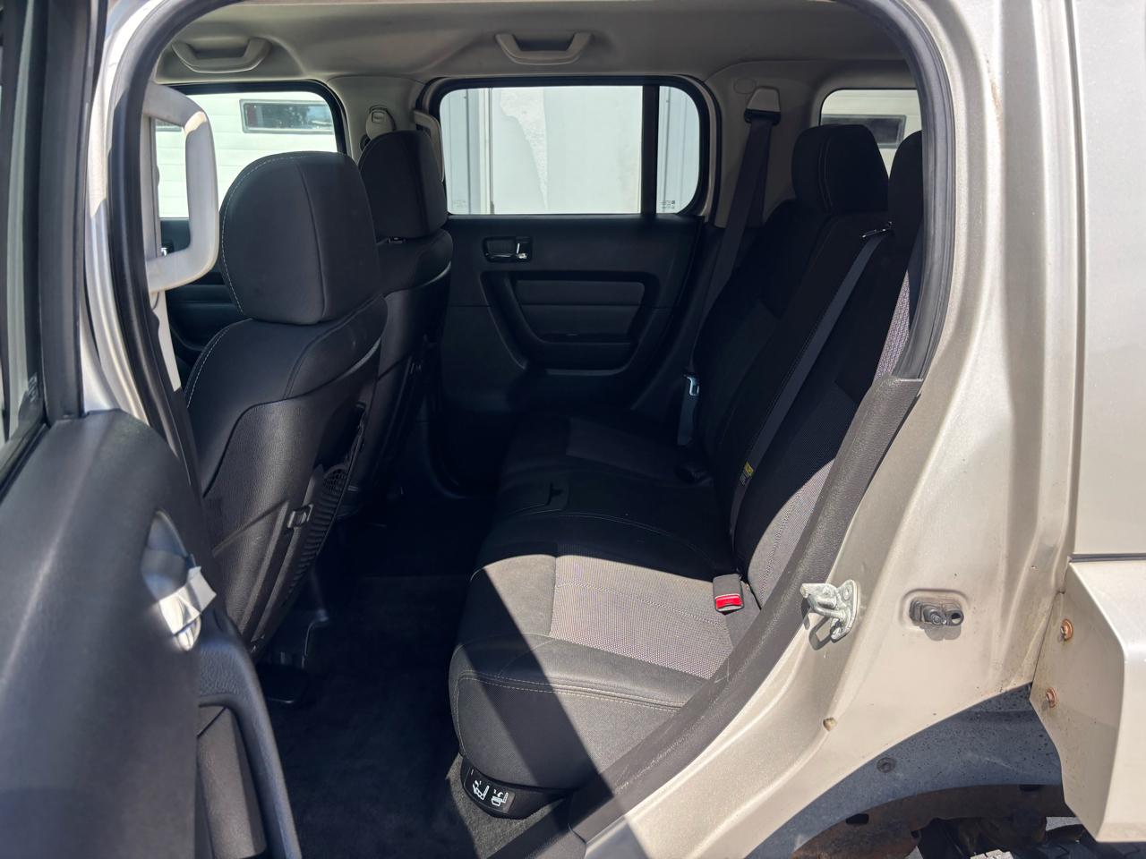 HUMMER H3 Sport Utility 2006