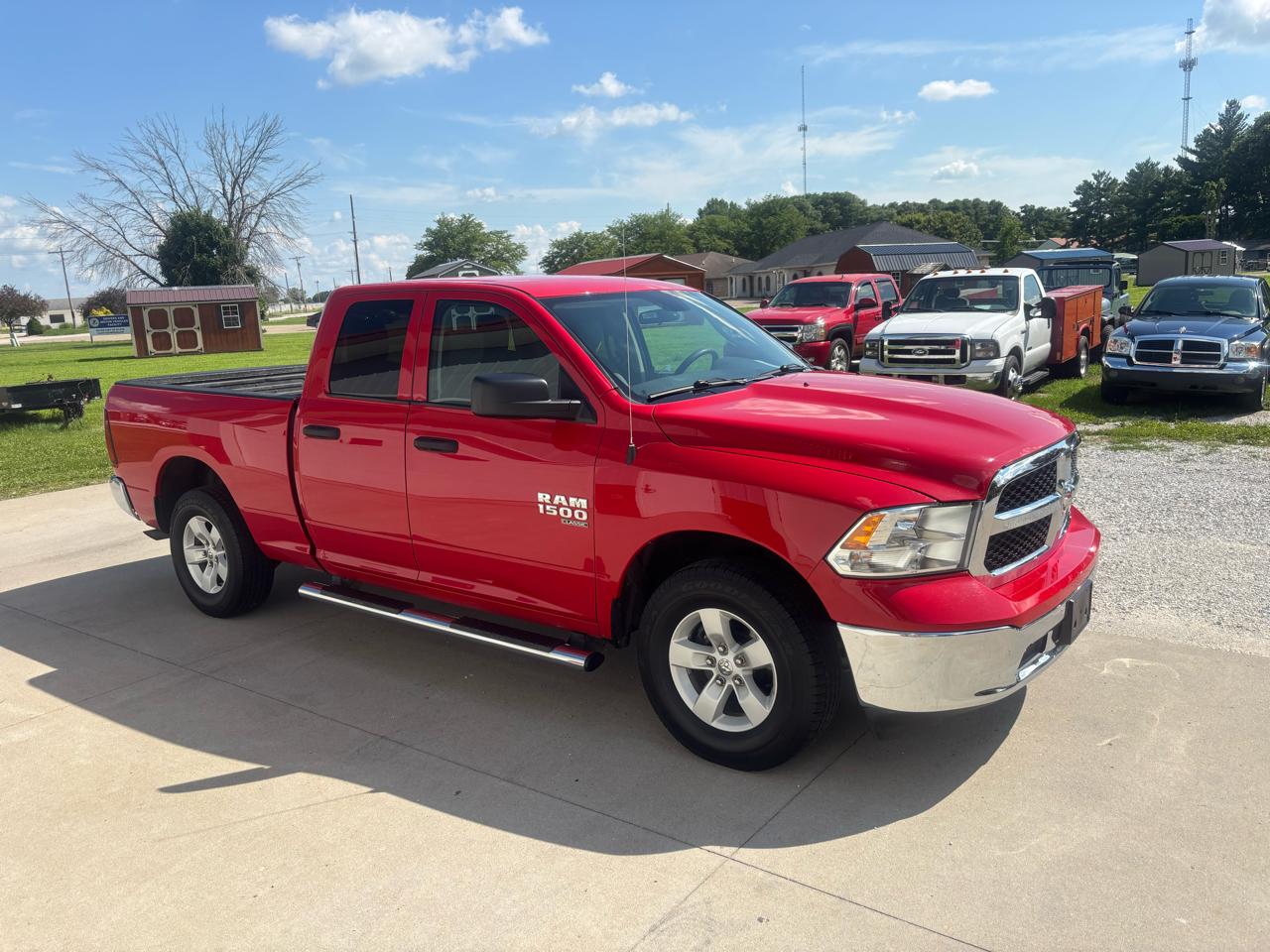 RAM 1500 SLT Quad Cab 4WD 2022