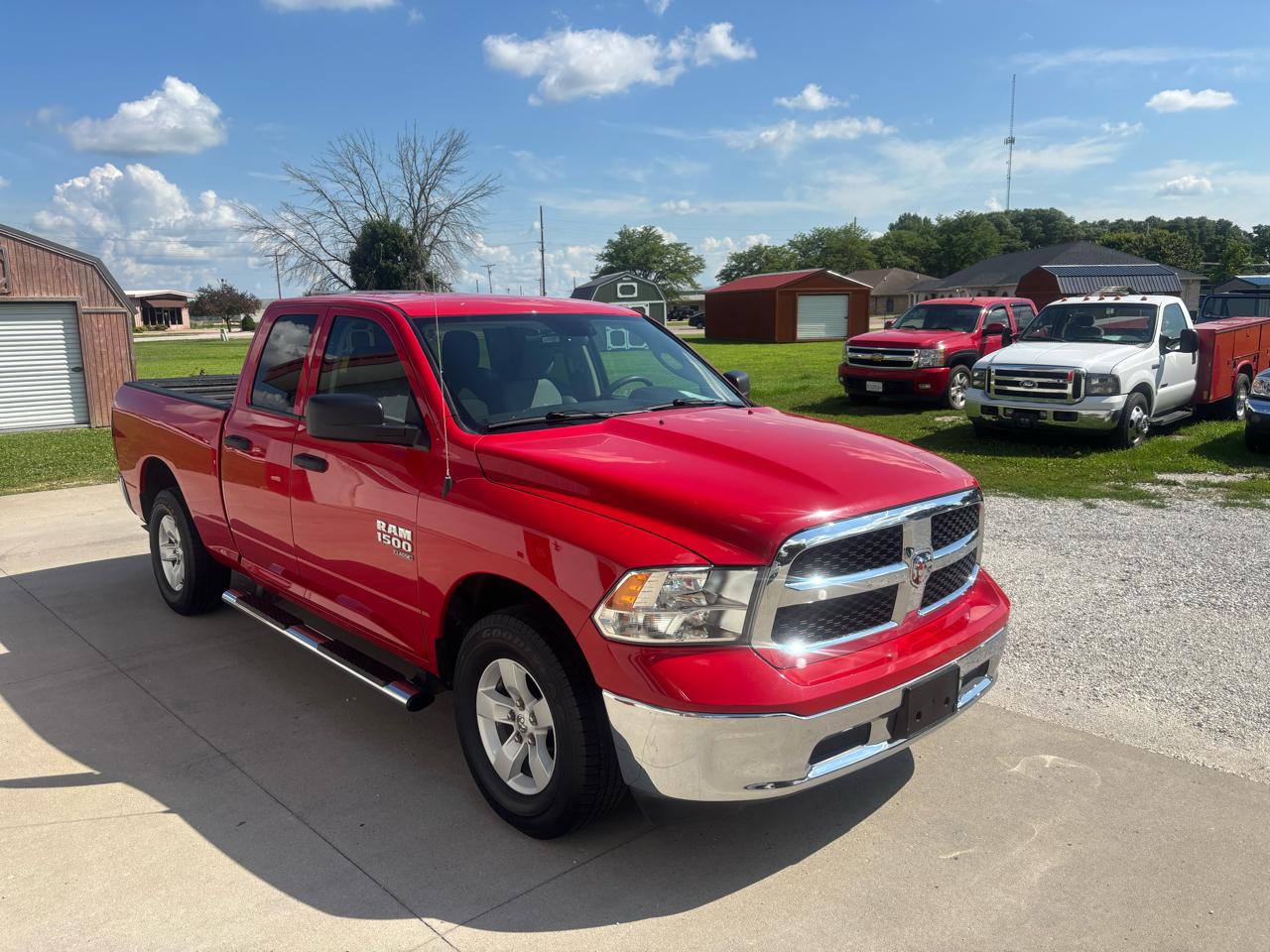 RAM 1500 SLT Quad Cab 4WD 2022