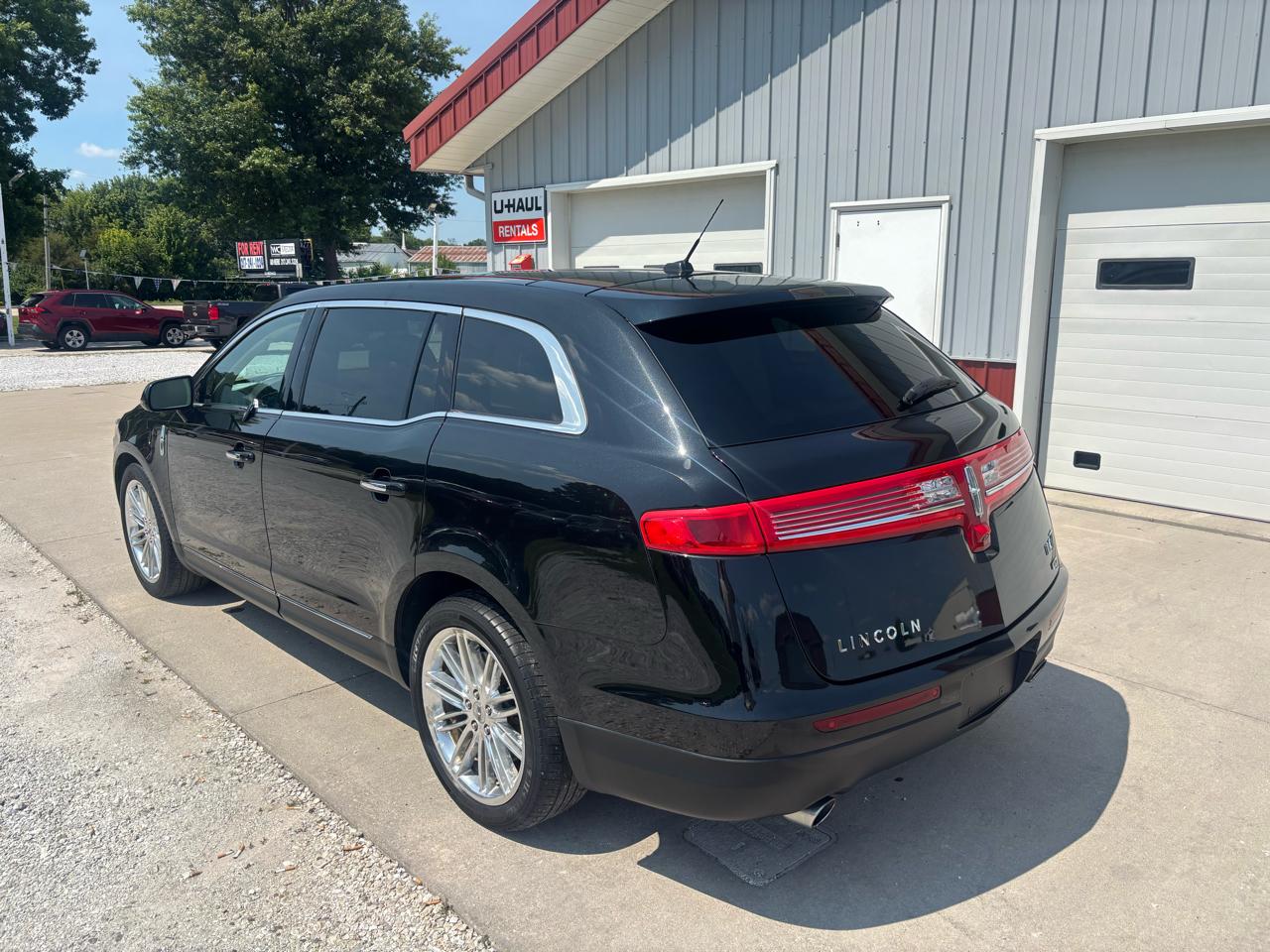 Lincoln MKT 3.5L with EcoBoost AWD 2014