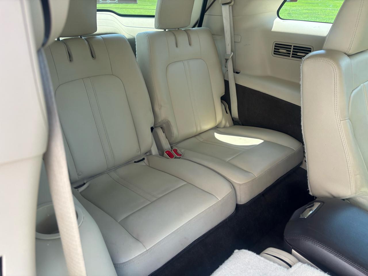 Lincoln MKT 3.5L with EcoBoost AWD 2014
