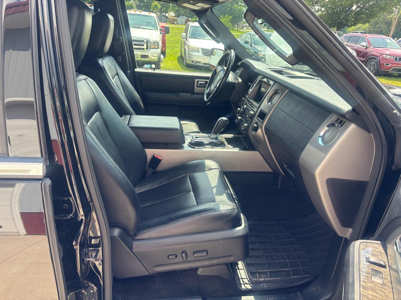 Ford Expedition EL Limited 4WD 2017