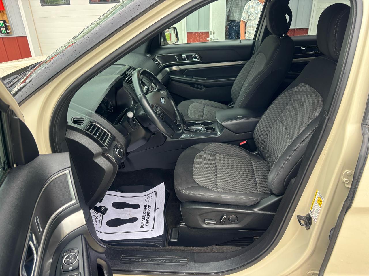 Ford Explorer XLT FWD 2018