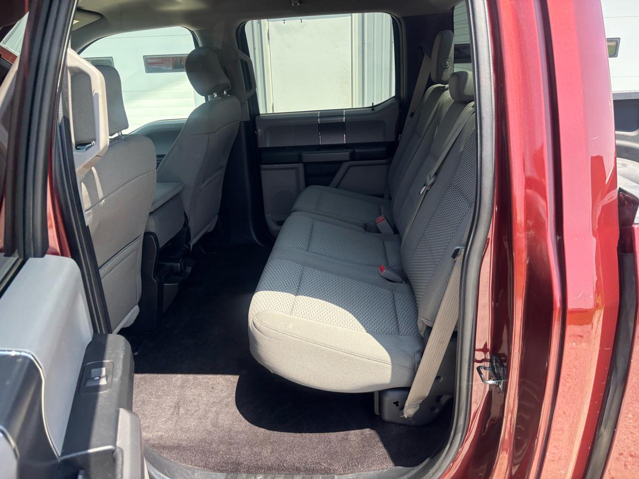 Ford F-150 SuperCrew 139" XLT 4WD 2017