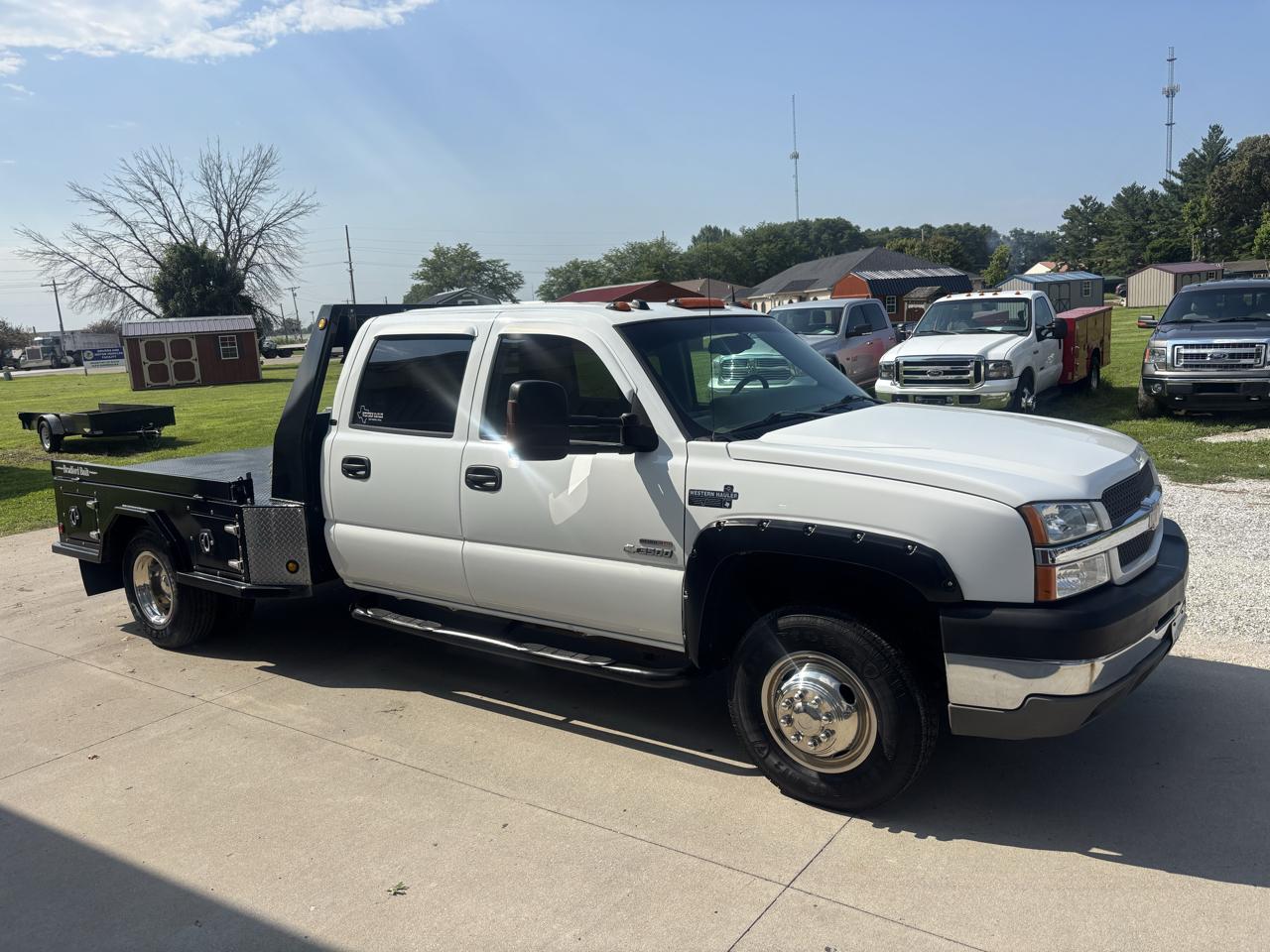 Chevrolet Silverado 3500 Work Truck Crew Cab 4WD 2004