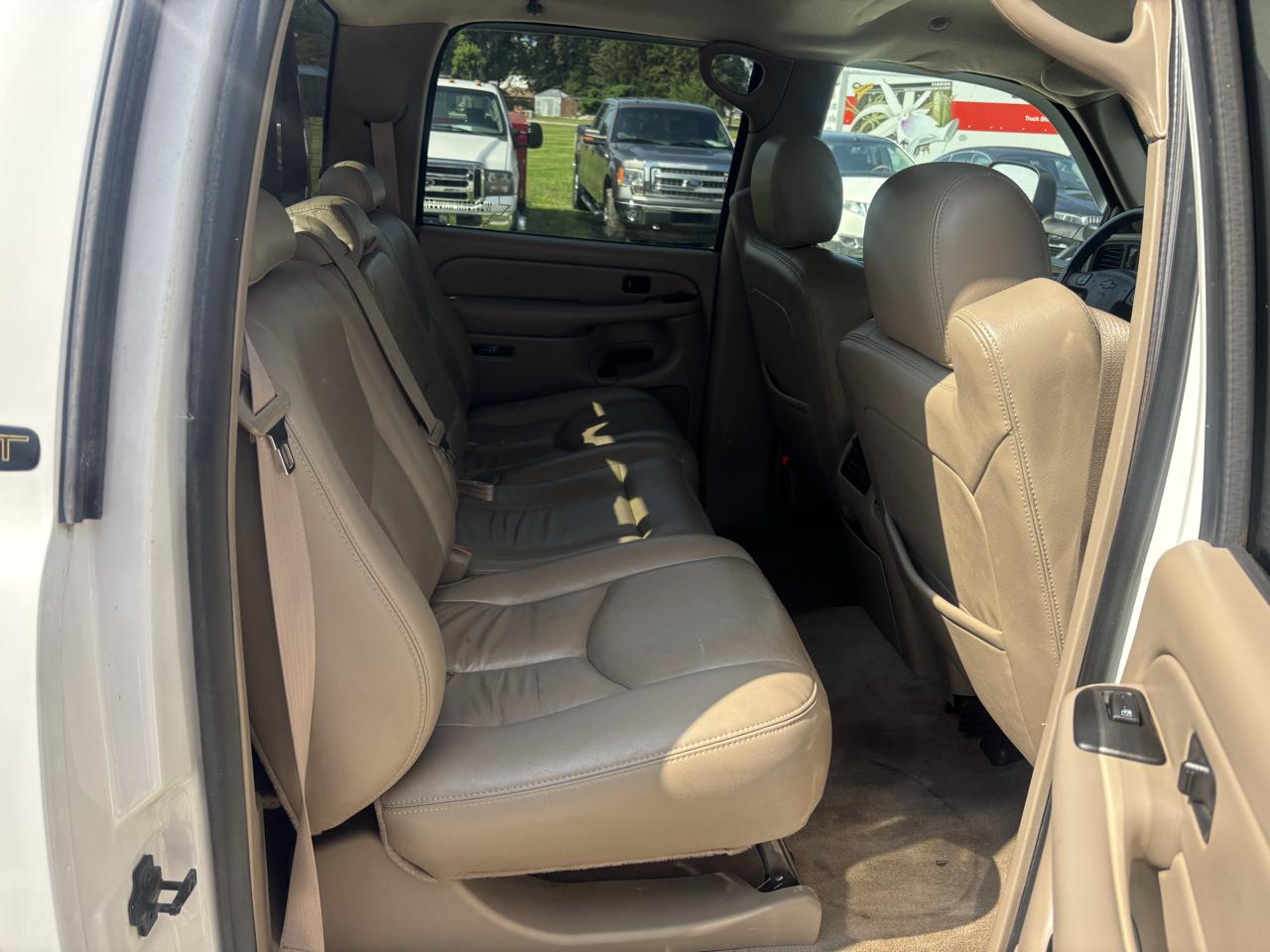 Chevrolet Silverado 3500 Work Truck Crew Cab 4WD 2004
