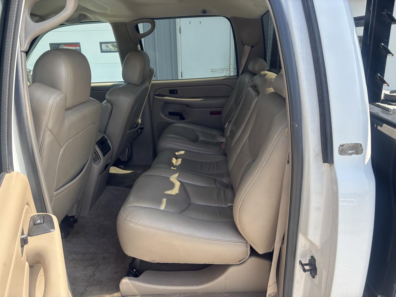 Chevrolet Silverado 3500 Work Truck Crew Cab 4WD 2004