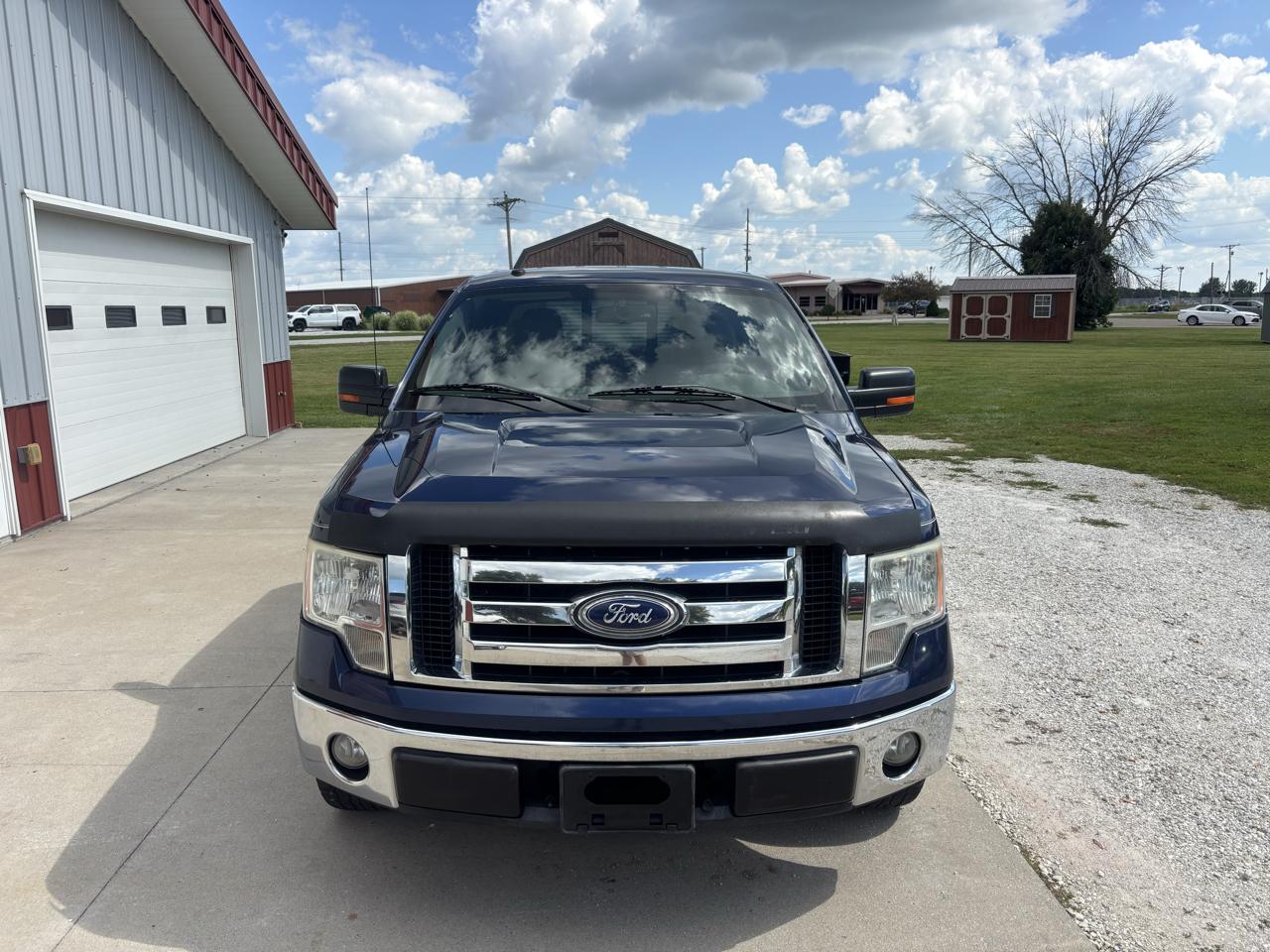 Ford F-150 XLT SuperCab 8-ft. Bed 2WD 2010