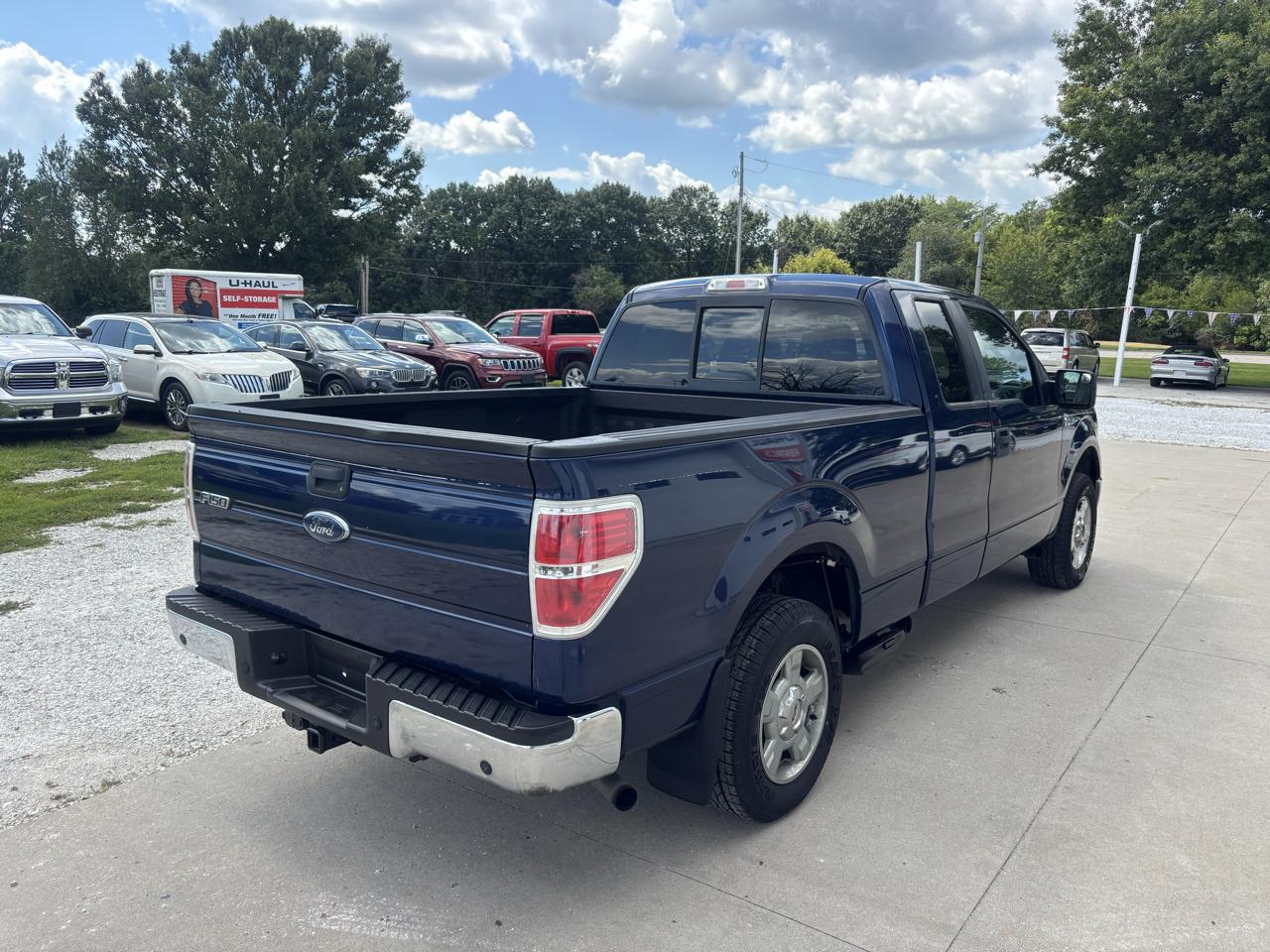 Ford F-150 XLT SuperCab 8-ft. Bed 2WD 2010