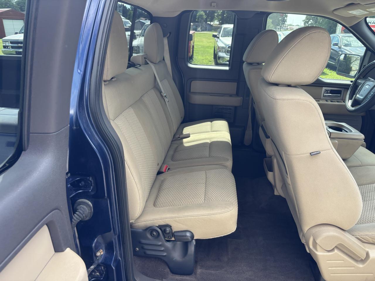 Ford F-150 XLT SuperCab 8-ft. Bed 2WD 2010