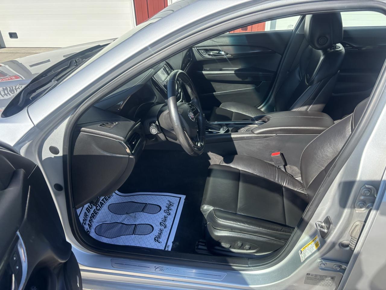 Cadillac ATS 2.5L Standard RWD 2014