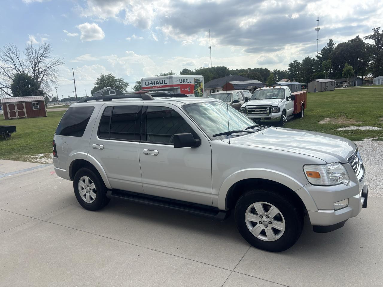 Ford Explorer XLT 4.0L 4WD 2009