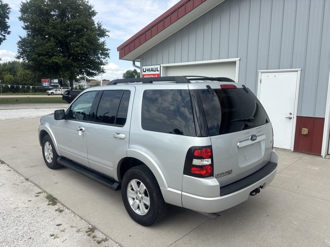 Ford Explorer XLT 4.0L 4WD 2009