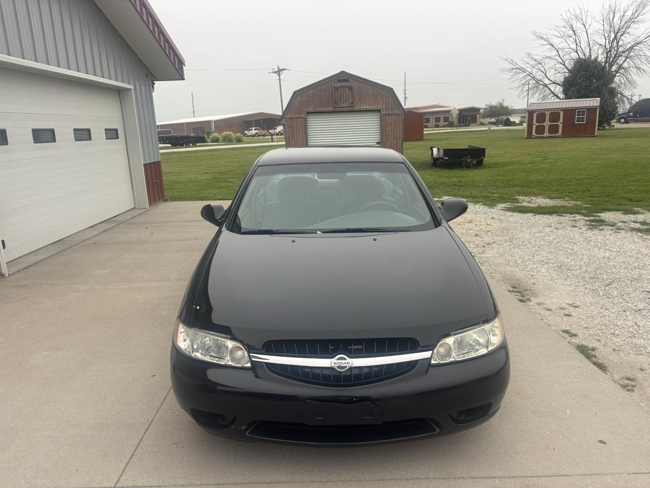 Nissan Altima XE 2001