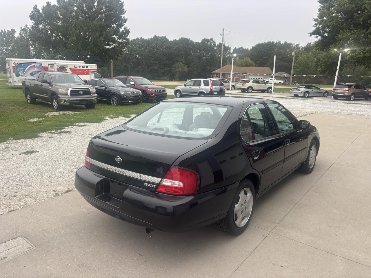 Nissan Altima XE 2001