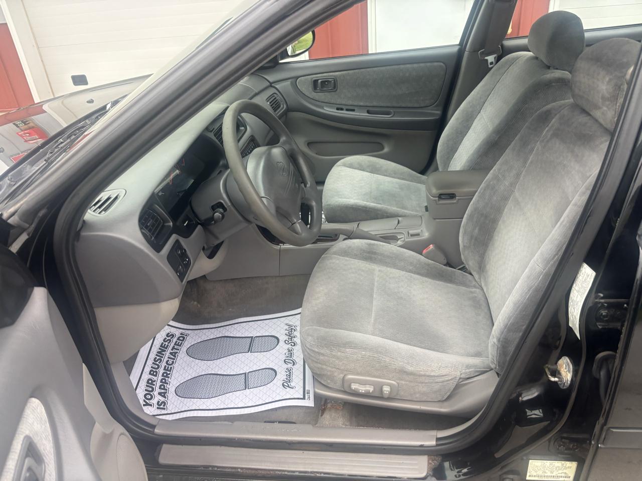 Nissan Altima XE 2001