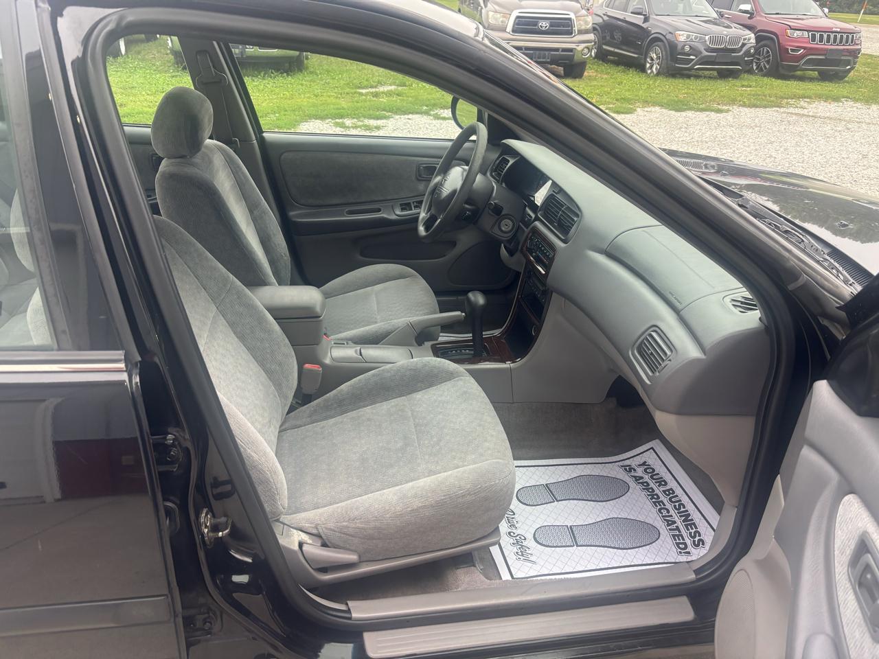 Nissan Altima XE 2001