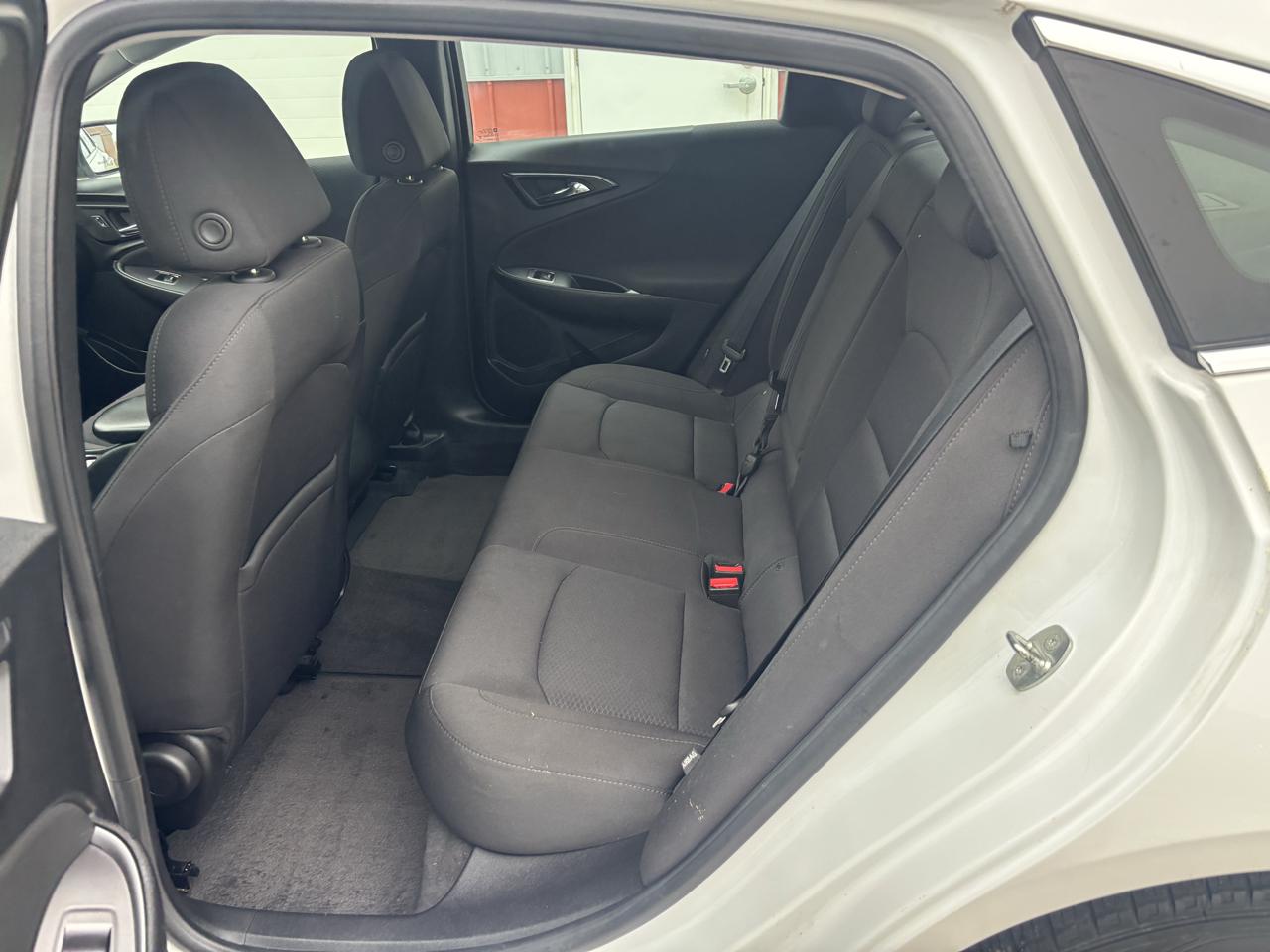 Chevrolet Malibu LS 2018