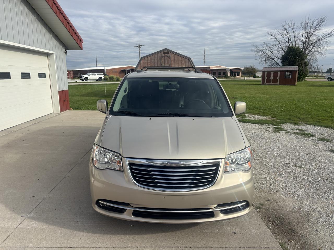 Chrysler Town & Country Touring 2016