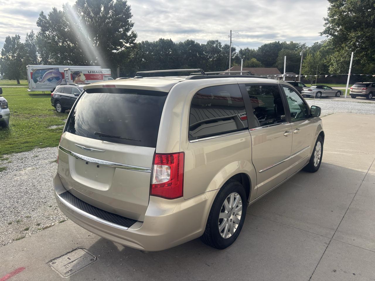 Chrysler Town & Country Touring 2016