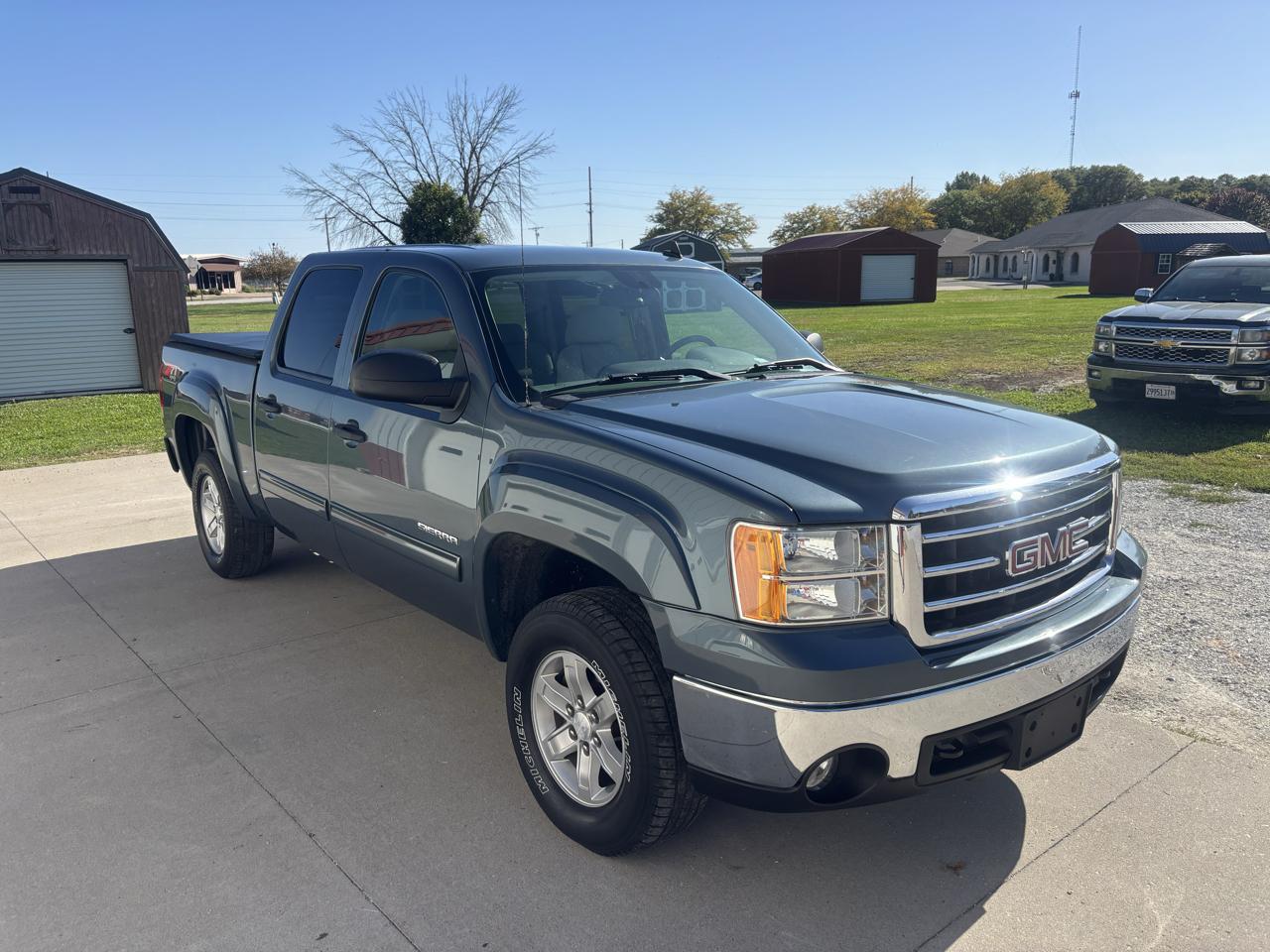 GMC Sierra 1500 SLE Crew Cab 4WD 2013