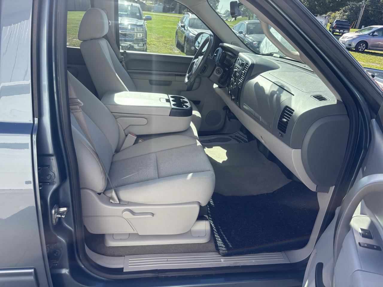 GMC Sierra 1500 SLE Crew Cab 4WD 2013
