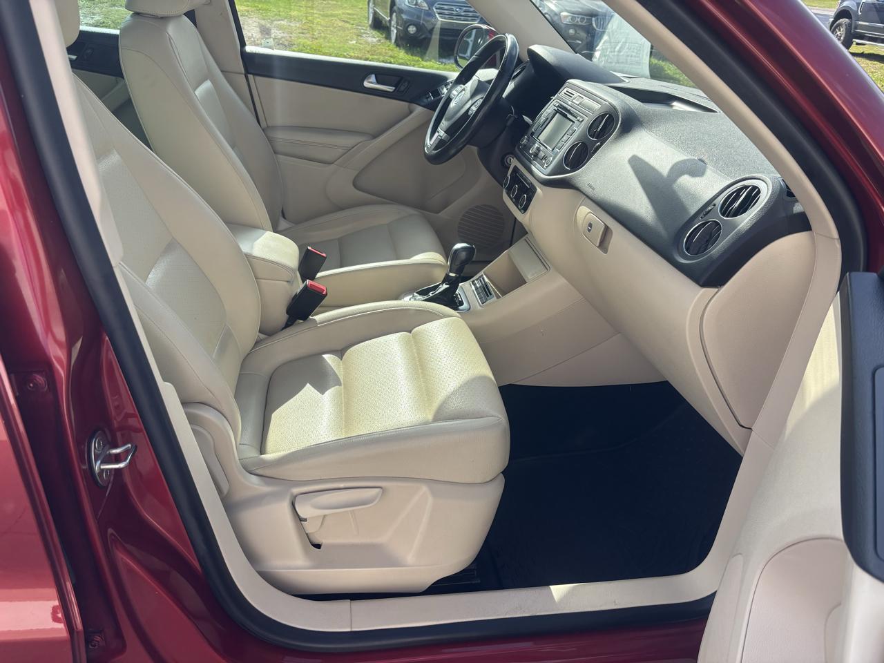 Volkswagen Tiguan S 4Motion 2012