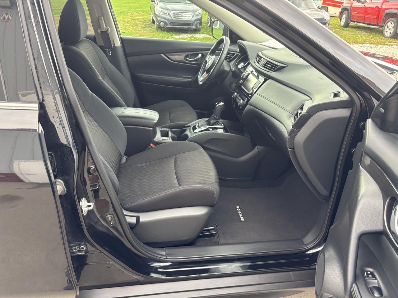 Nissan Rogue SV AWD 2018