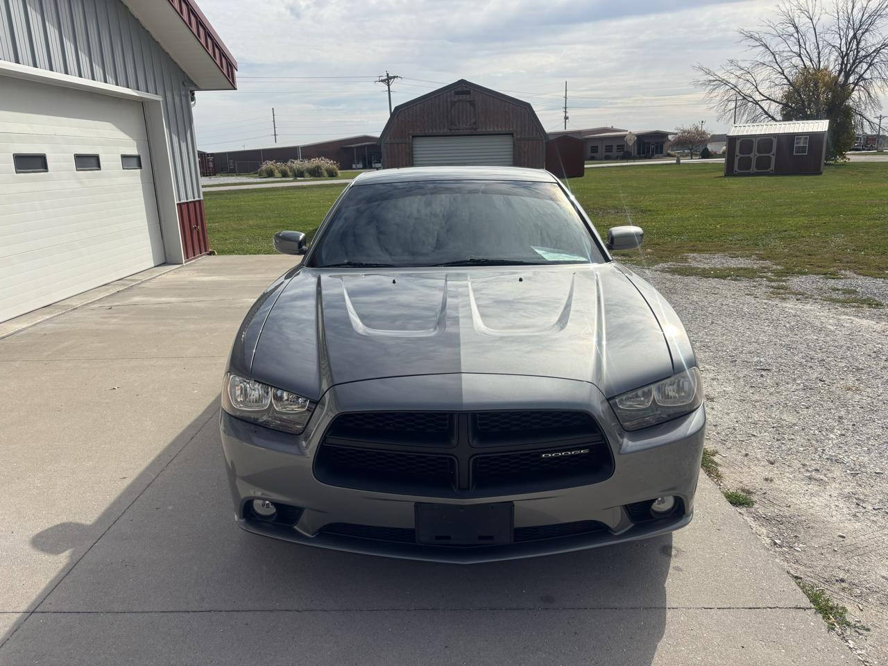 Dodge Charger SE 2011