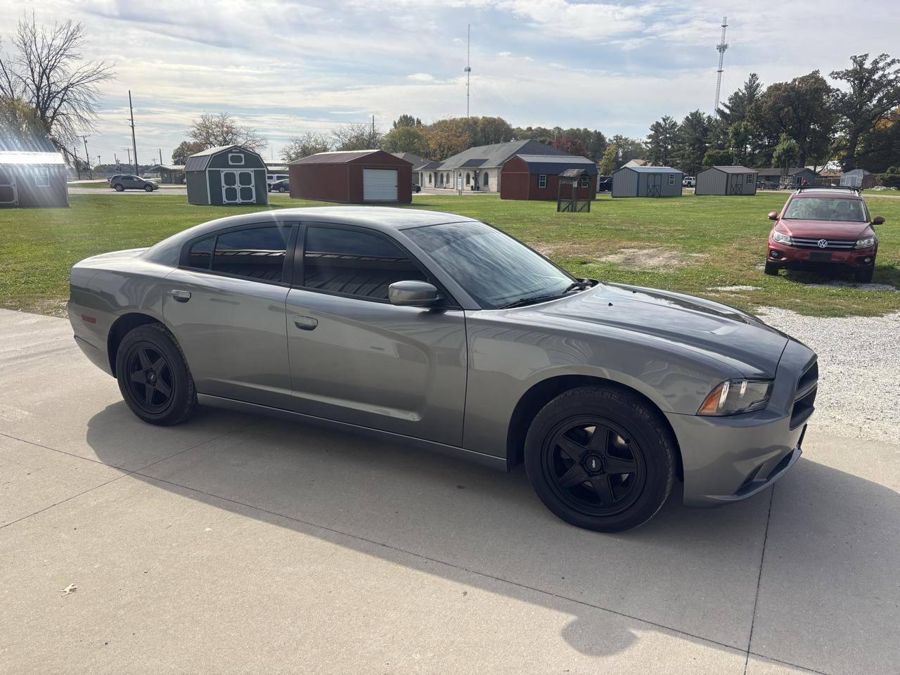Dodge Charger SE 2011