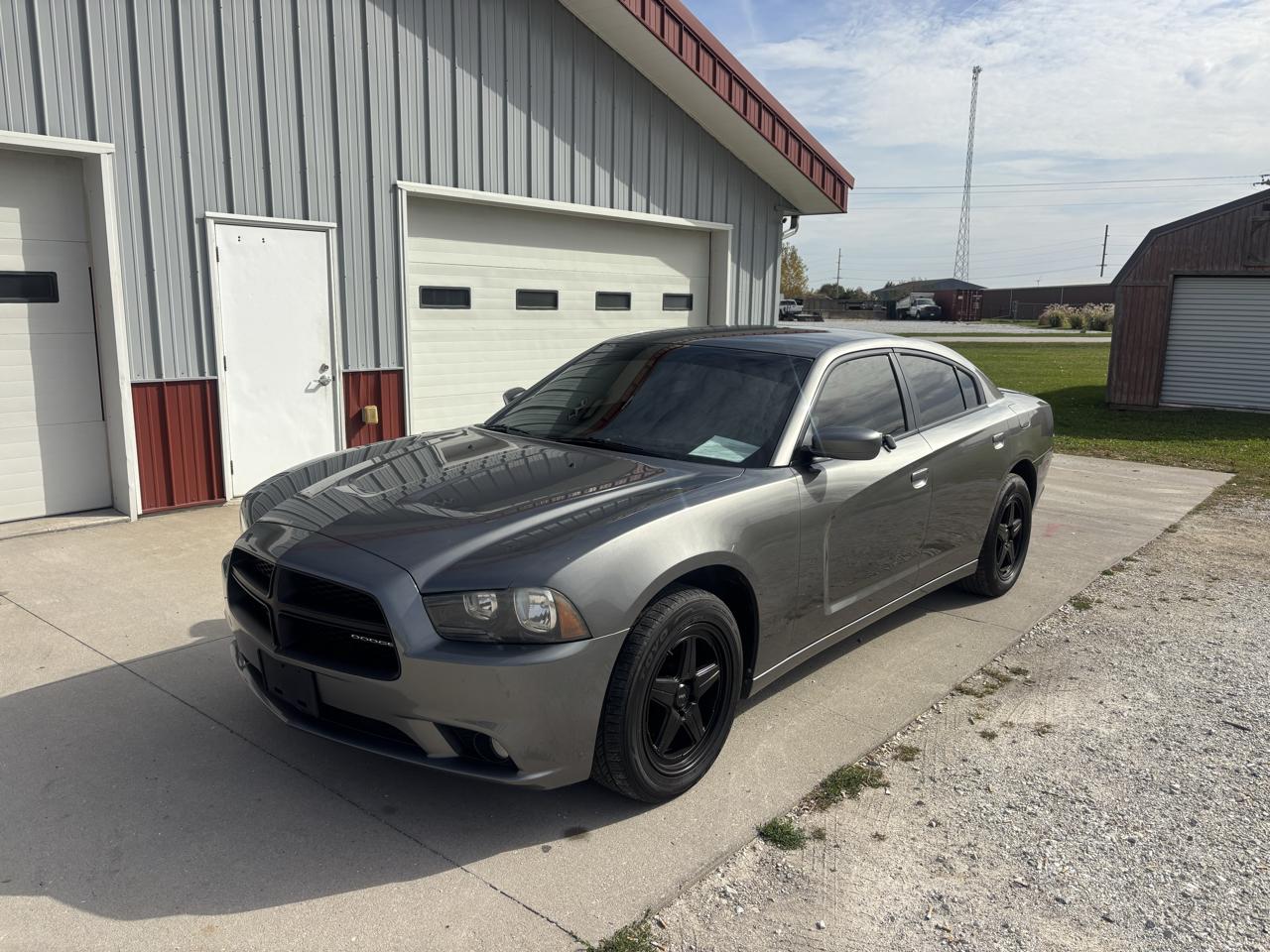 Dodge Charger SE 2011