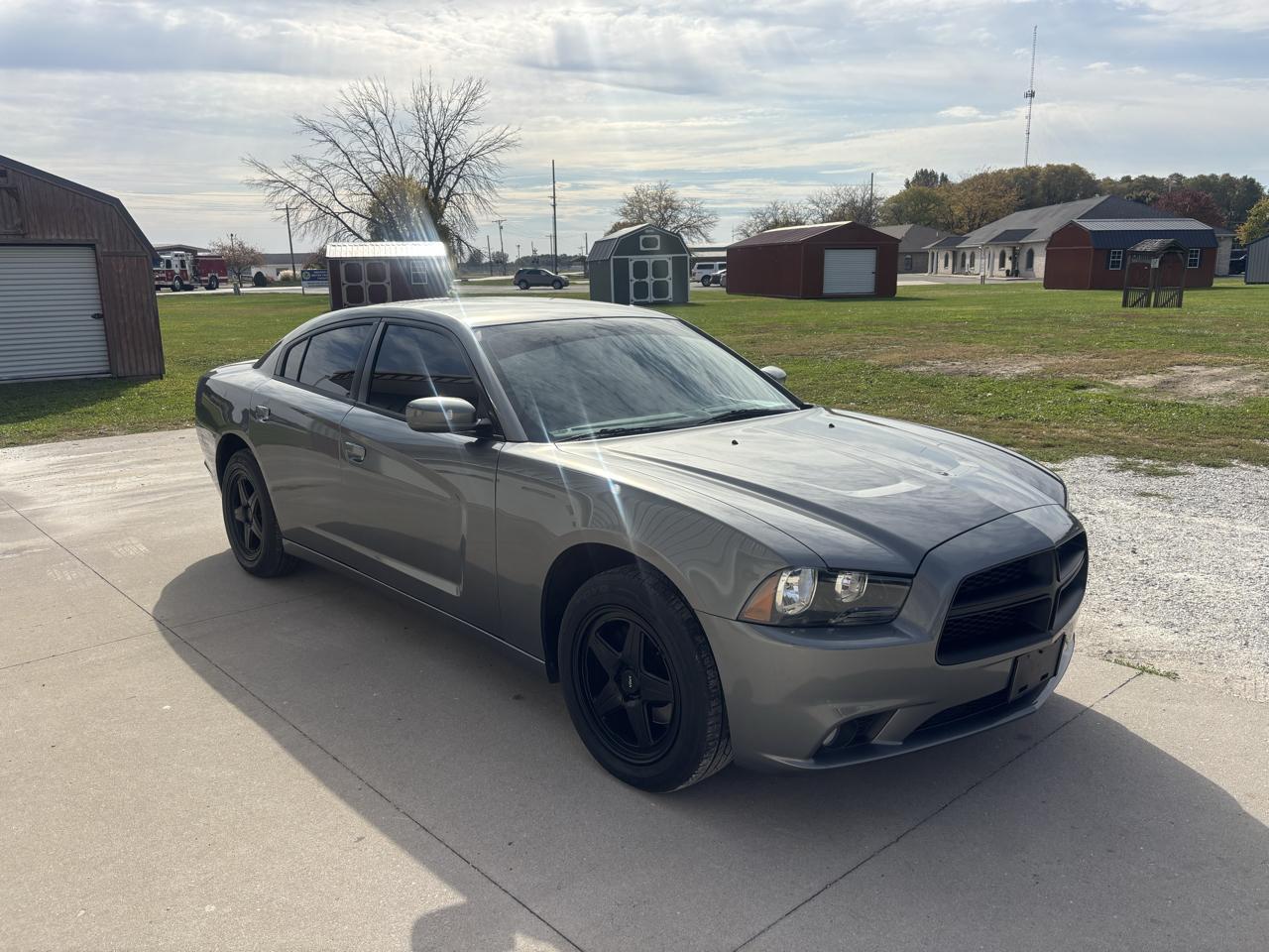 Dodge Charger SE 2011