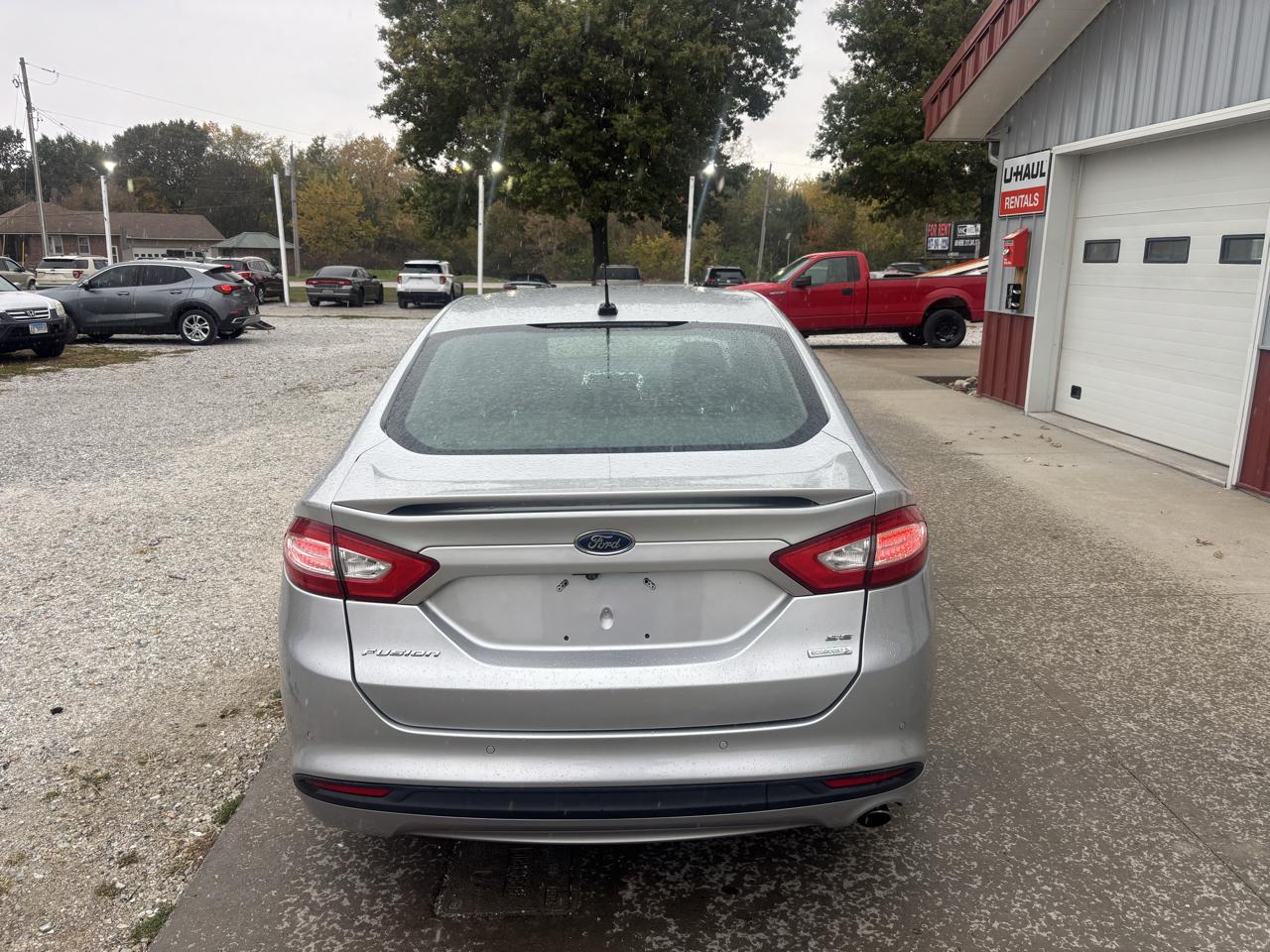 Ford Fusion SE 2016
