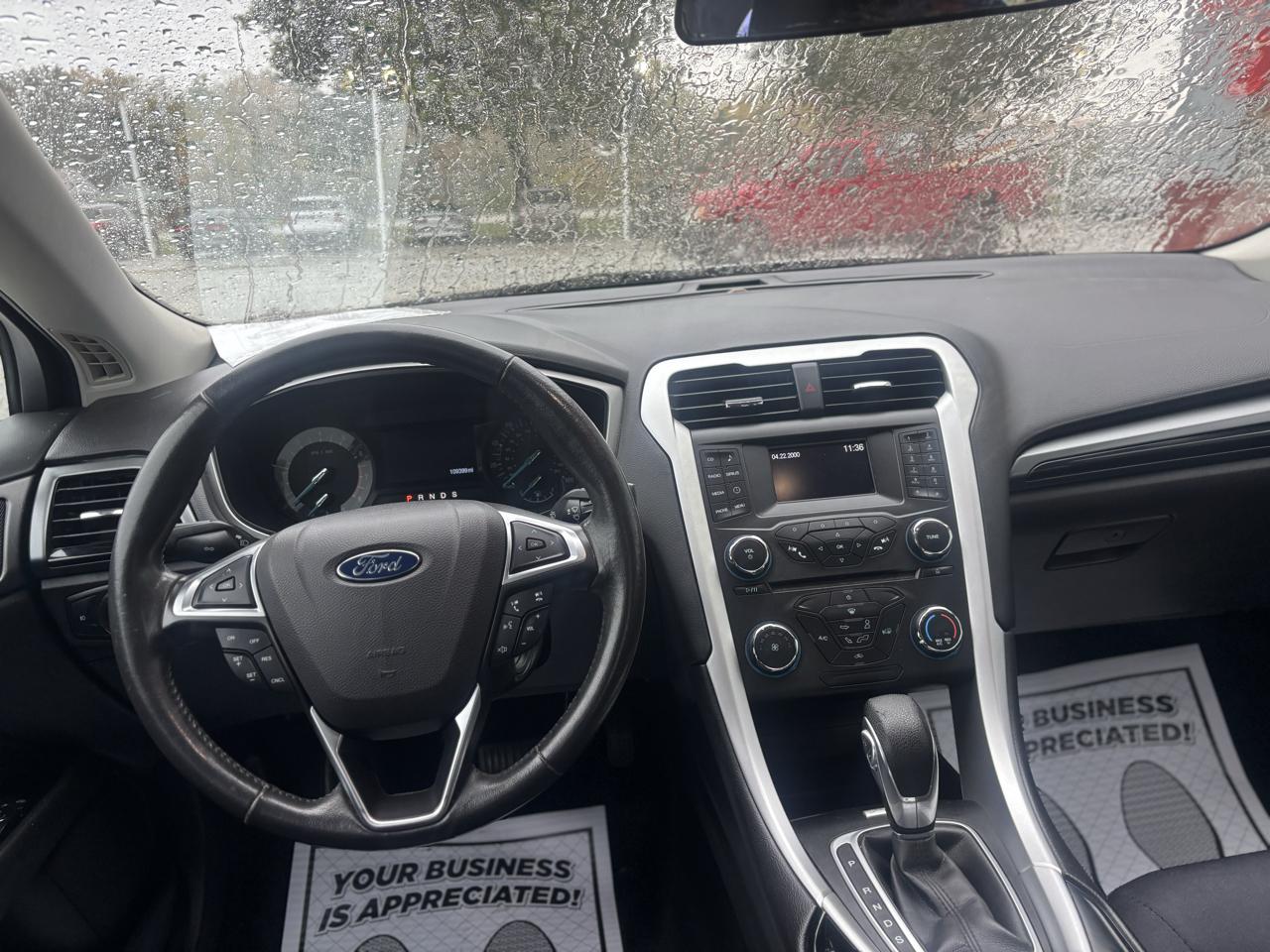 Ford Fusion SE 2016