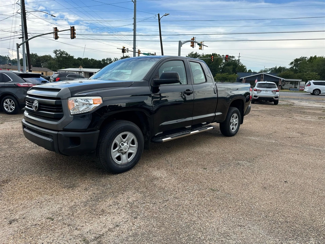 2016 Toyota Tundra SR Double Cab photo 2