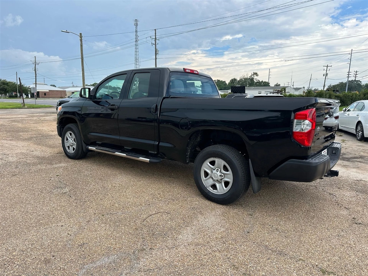 2016 Toyota Tundra SR Double Cab photo 3