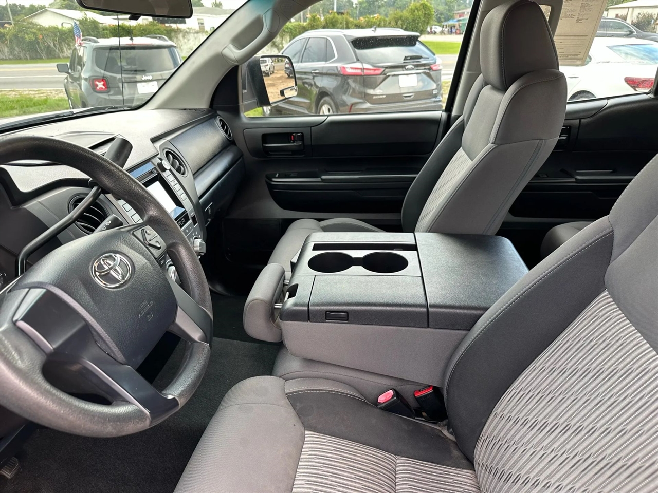2016 Toyota Tundra SR Double Cab photo 9