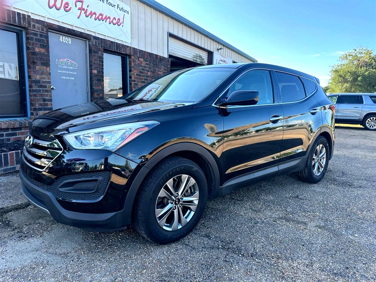 2016 Hyundai Santa Fe Sport Base photo 2