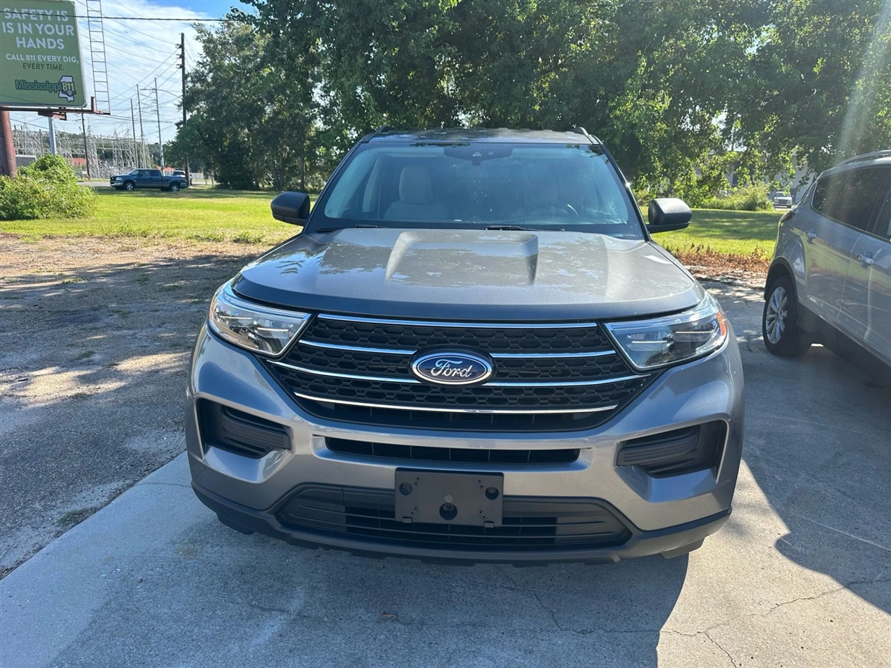Ford Explorer XLT 2023