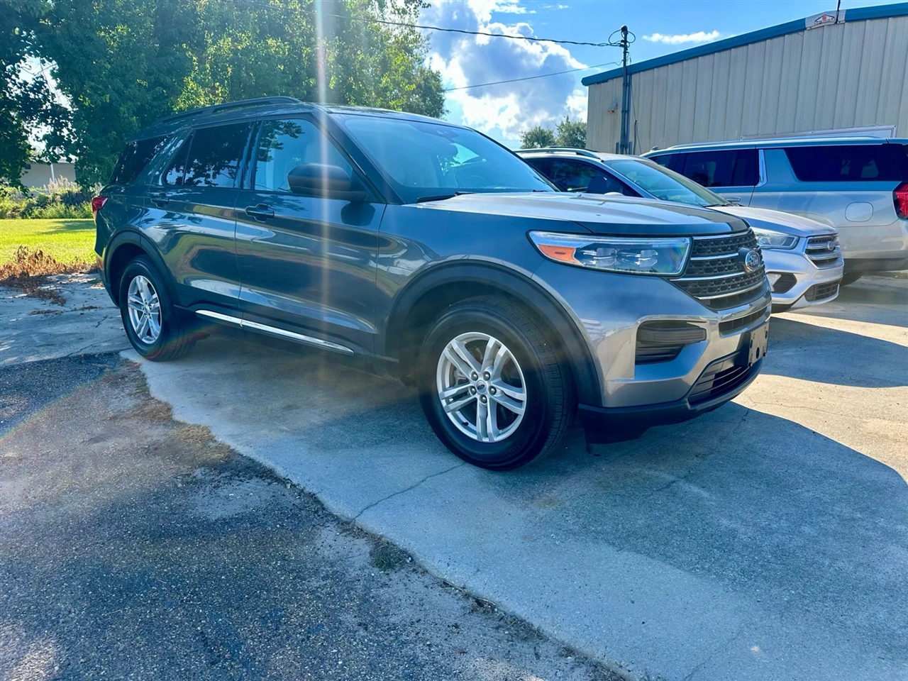 Ford Explorer XLT 2023