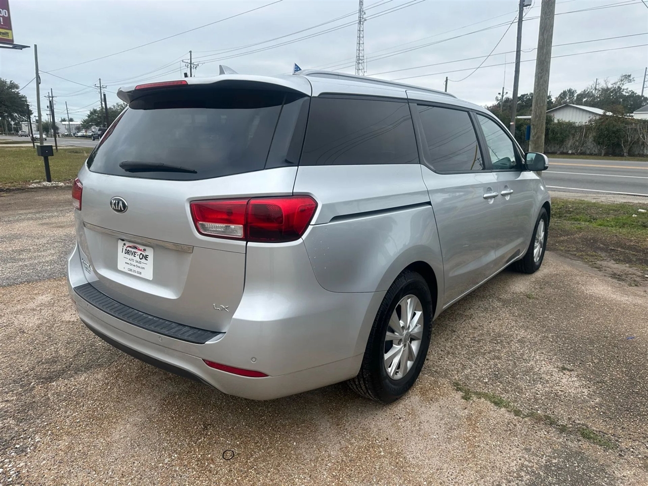 Kia Sedona LX 2016