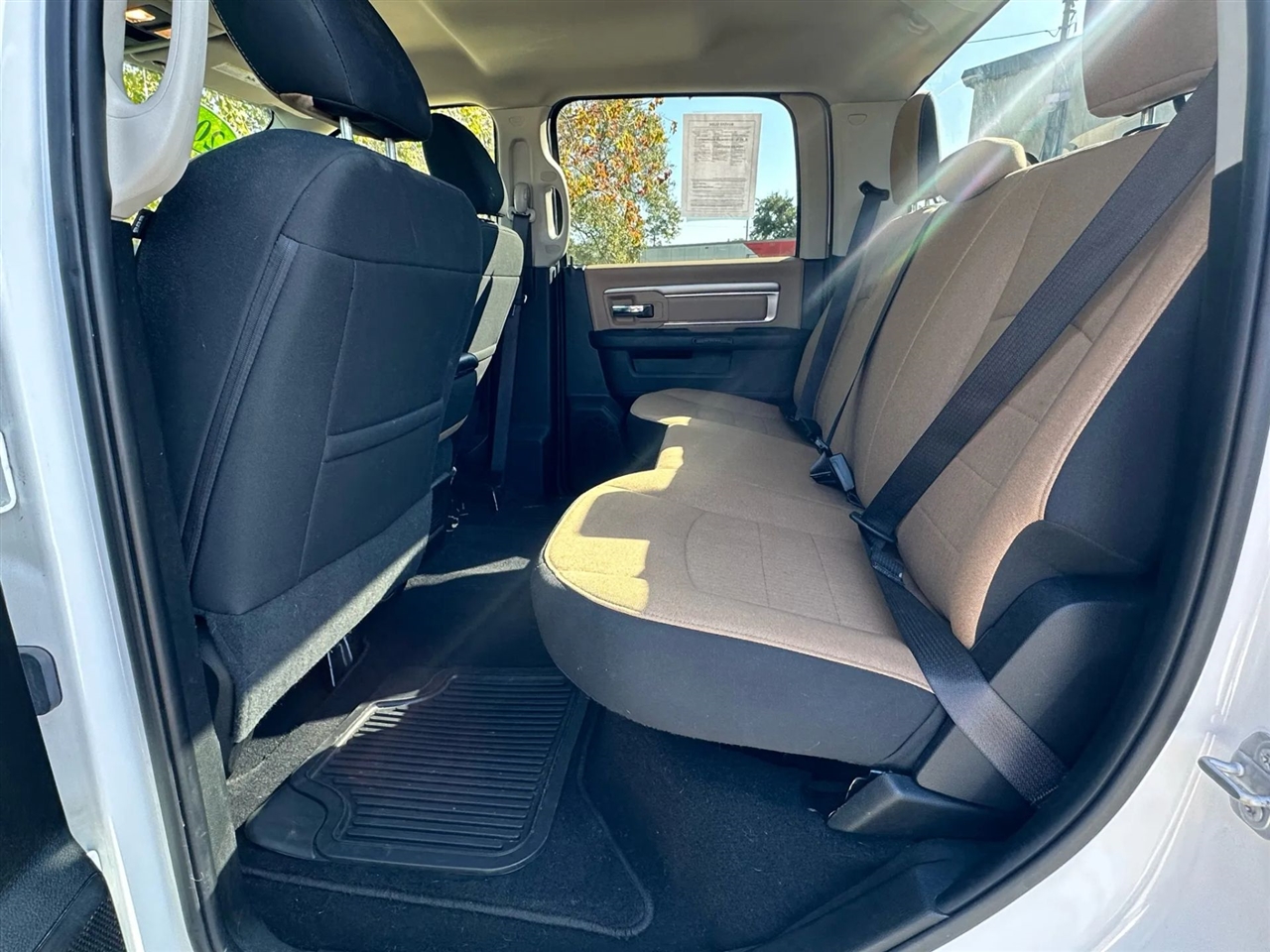 RAM 1500 Classic Tradesman Crew Cab SWB 2WD 2021