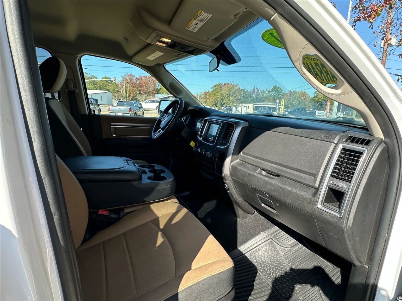 RAM 1500 Classic Tradesman Crew Cab SWB 2WD 2021