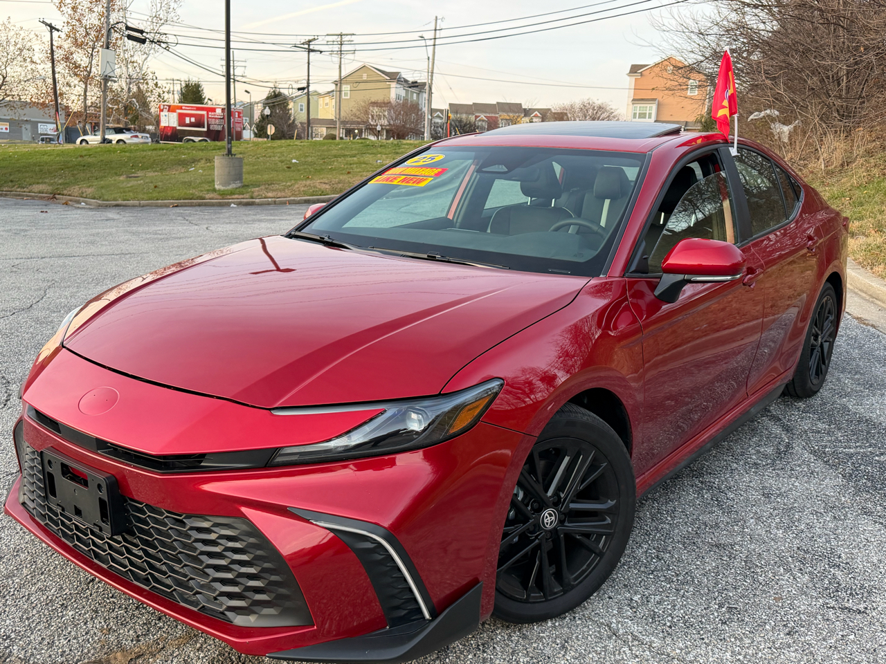 Toyota Camry Hybrid SE AWD 2025