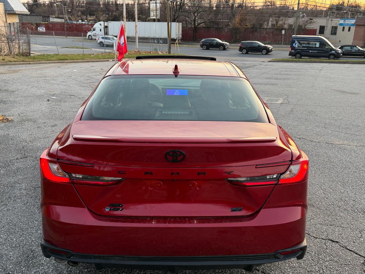 Toyota Camry Hybrid SE AWD 2025